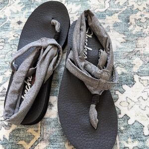 Skechers Yoga Fit Gray Sandals